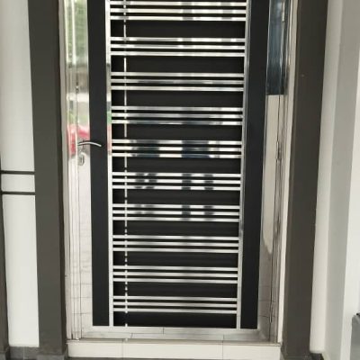 Cửa inox chung cư cao cấp CHH3
